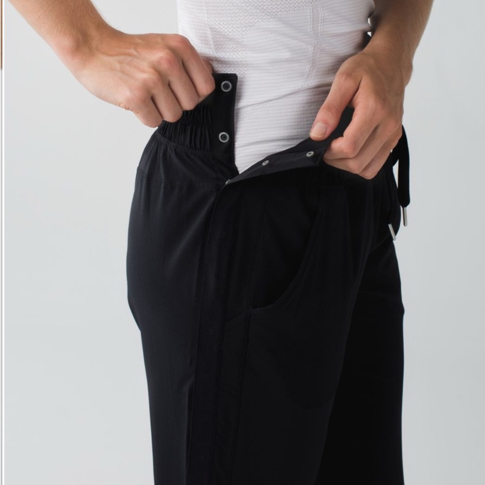 Lululemon Tearaway Pant Black size 4 - Picture 5 of 12